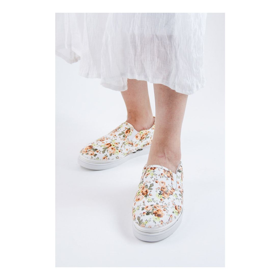 ジョニーアンドジェシー Johnny & Jessy フラワー柄ゴムスリッポン