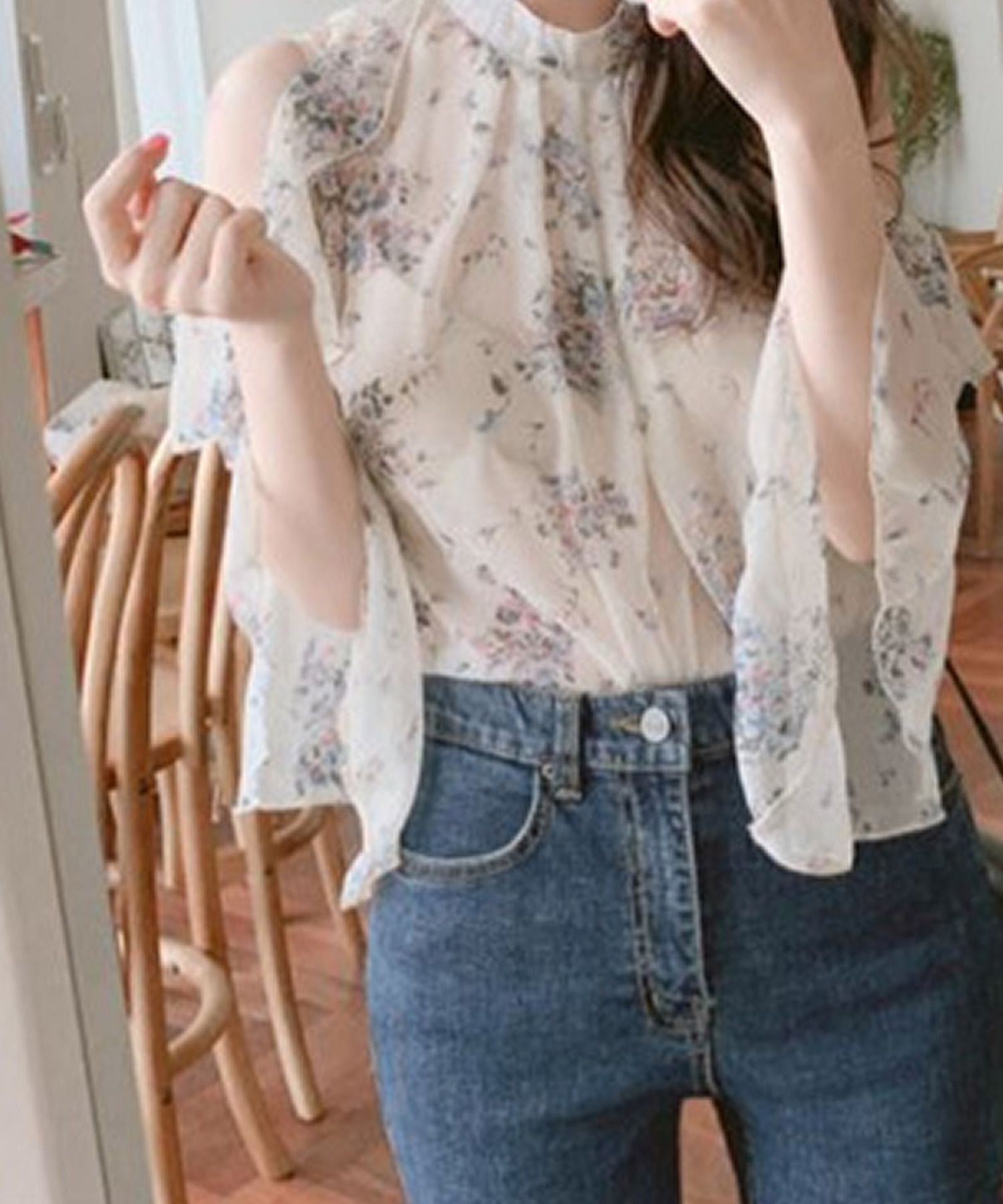 グランディール Grandeir オープンショルダー小花柄シフォンブラウス