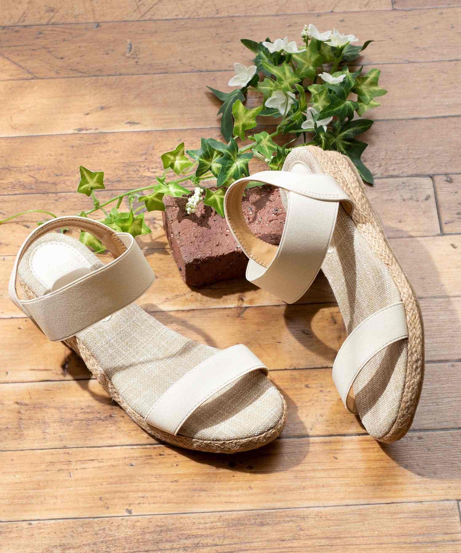 メヌエ Menue ローヒールウェッジゴムサンダル