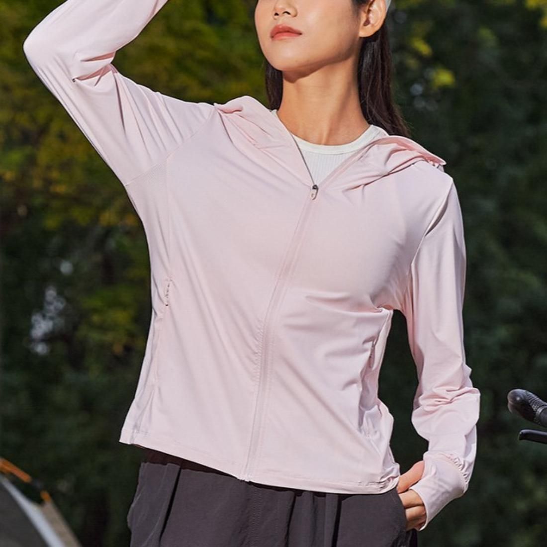 メゾンドラティール maison de LATIR 手から首元までしっかりまもってくれる指穴つきUVカットパーカー