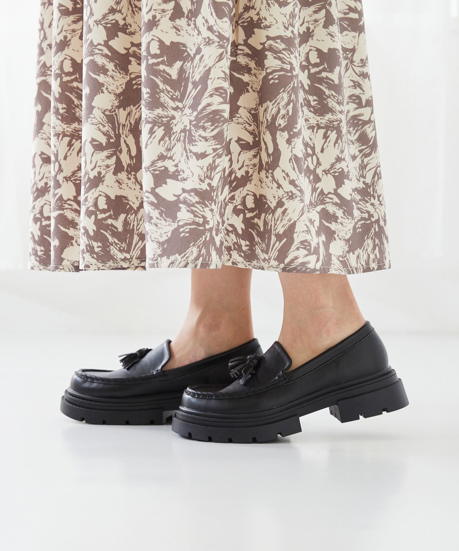 メヌエ Menue 厚底 トラックソール ローファー