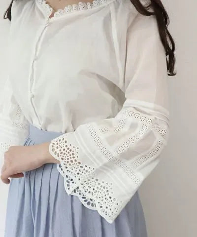 大人フェミニン｜パンチングレースベルスリーブトップス