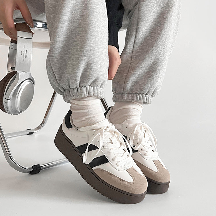 Shoes in Closet - Shukuro - Lightweight Thick Sole Basic Double Line Sneakers 2448