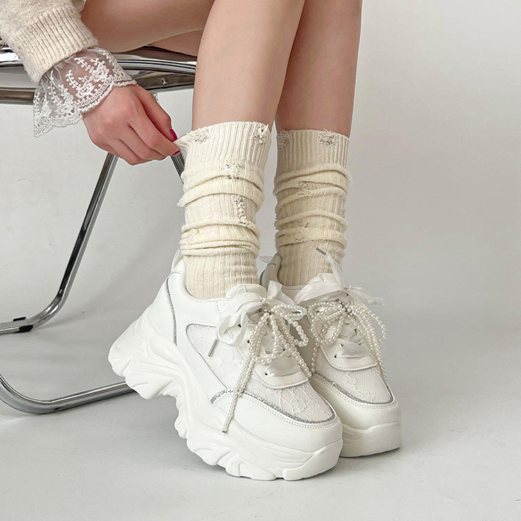 シューズインクローゼット Shoes in Closet -シュークロ- 軽量厚底 2WAY パールリボンチャーム / レース ボリューム スニーカー 2678 （ホワイト） ホワイト
