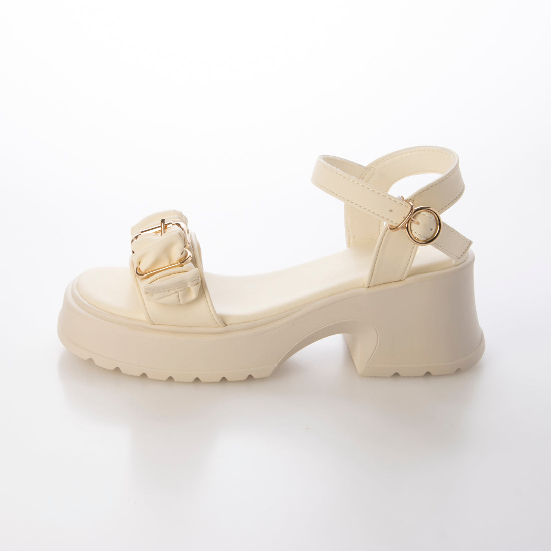 シューズインクローゼット Shoes in Closet -シュークロ- 軽量厚底 チャンキーヒール バックル ギャザーベルト サンダル 5991 （アイボリー） アイボリー