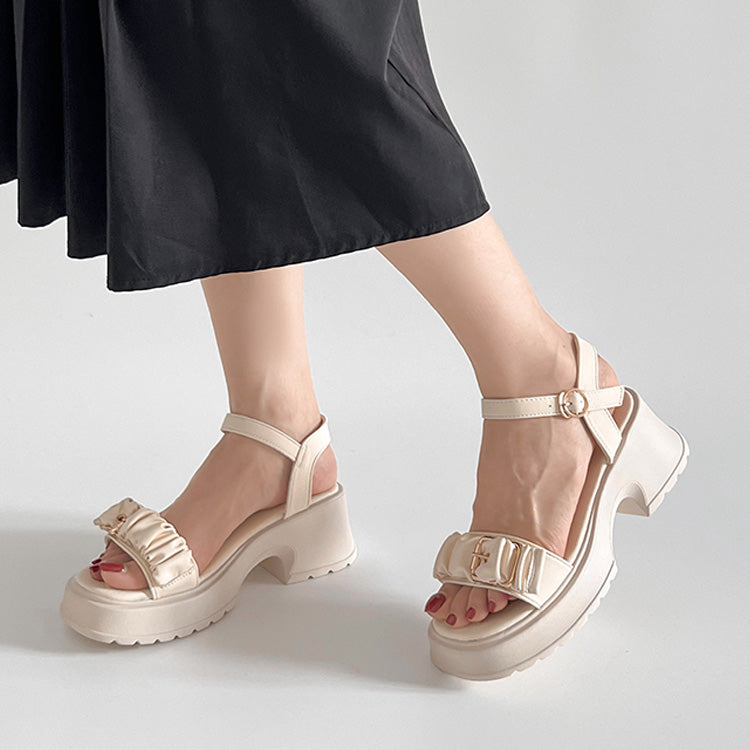 シューズインクローゼット Shoes in Closet -シュークロ- 軽量厚底 チャンキーヒール バックル ギャザーベルト サンダル 5991 （アイボリー） アイボリー