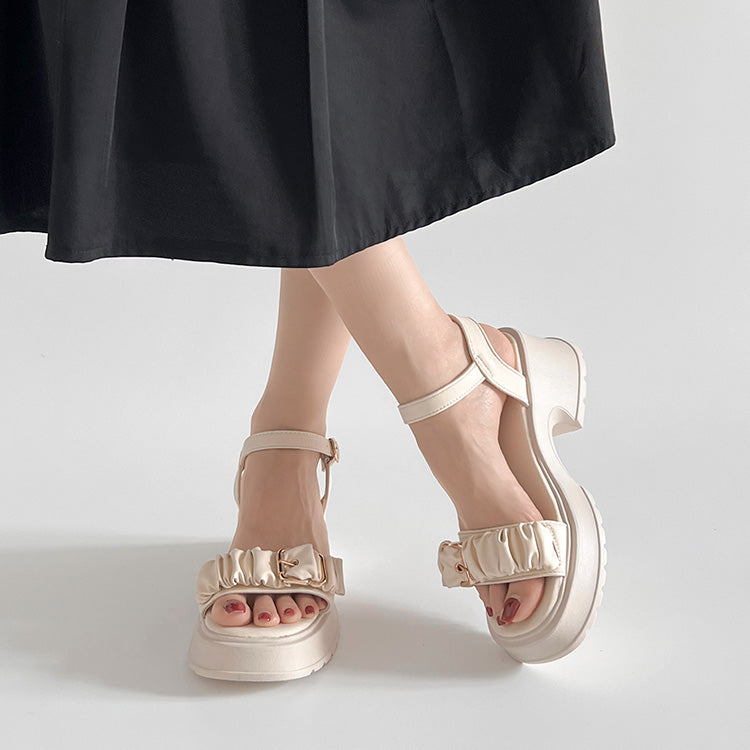 シューズインクローゼット Shoes in Closet -シュークロ- 軽量厚底 チャンキーヒール バックル ギャザーベルト サンダル 5991 （アイボリー） アイボリー