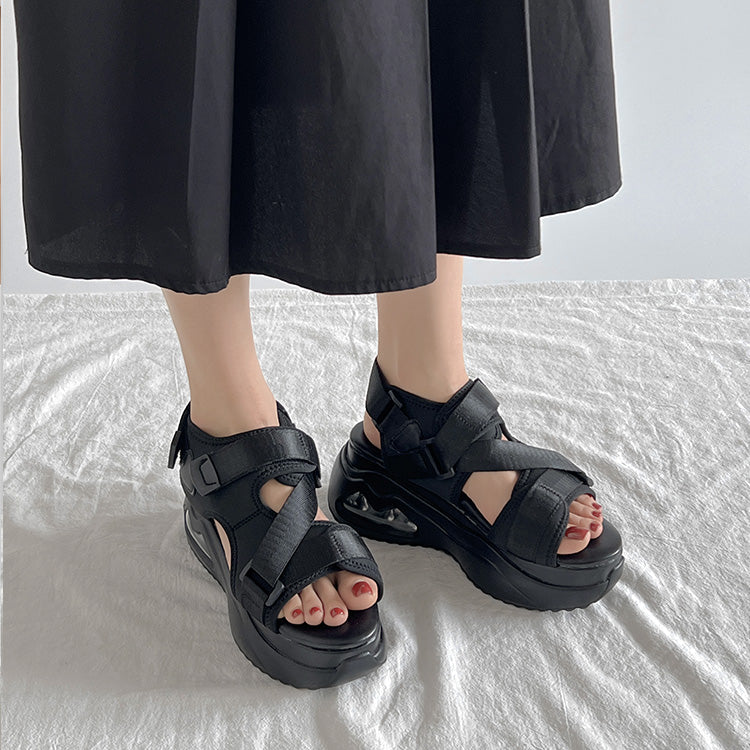 シューズインクローゼット Shoes in Closet -シュークロ- 厚底 ボリュームソール ベルクロ スポーツサンダル 2472 （ブラック） ブラック