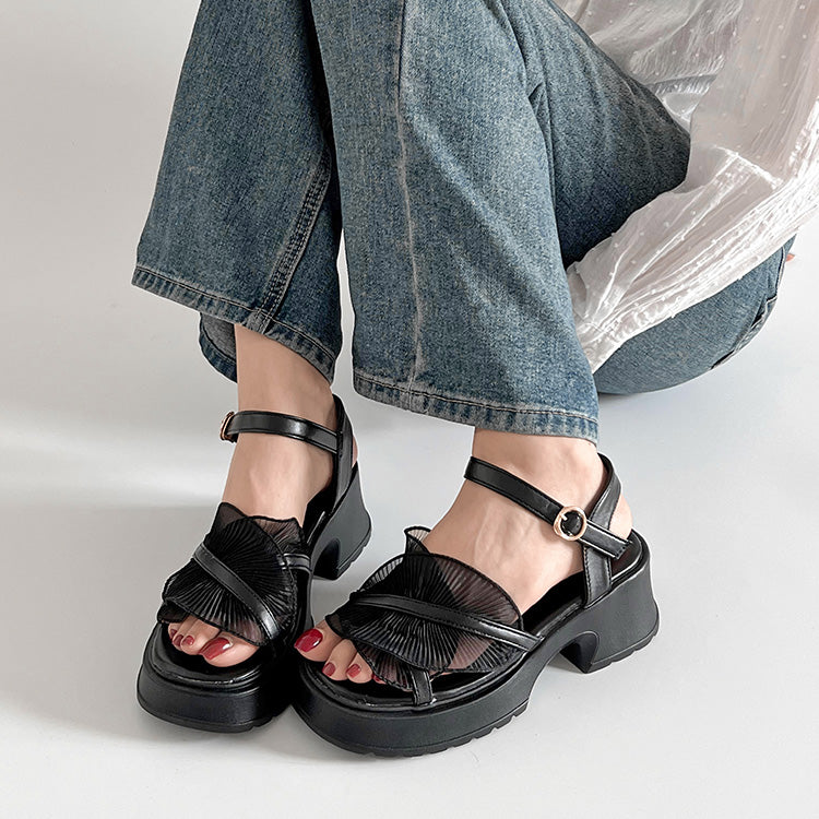 シューズインクローゼット Shoes in Closet -シュークロ- 軽量厚底 チャンキーヒール チュール フリル サンダル 5985 （ブラック） ブラック
