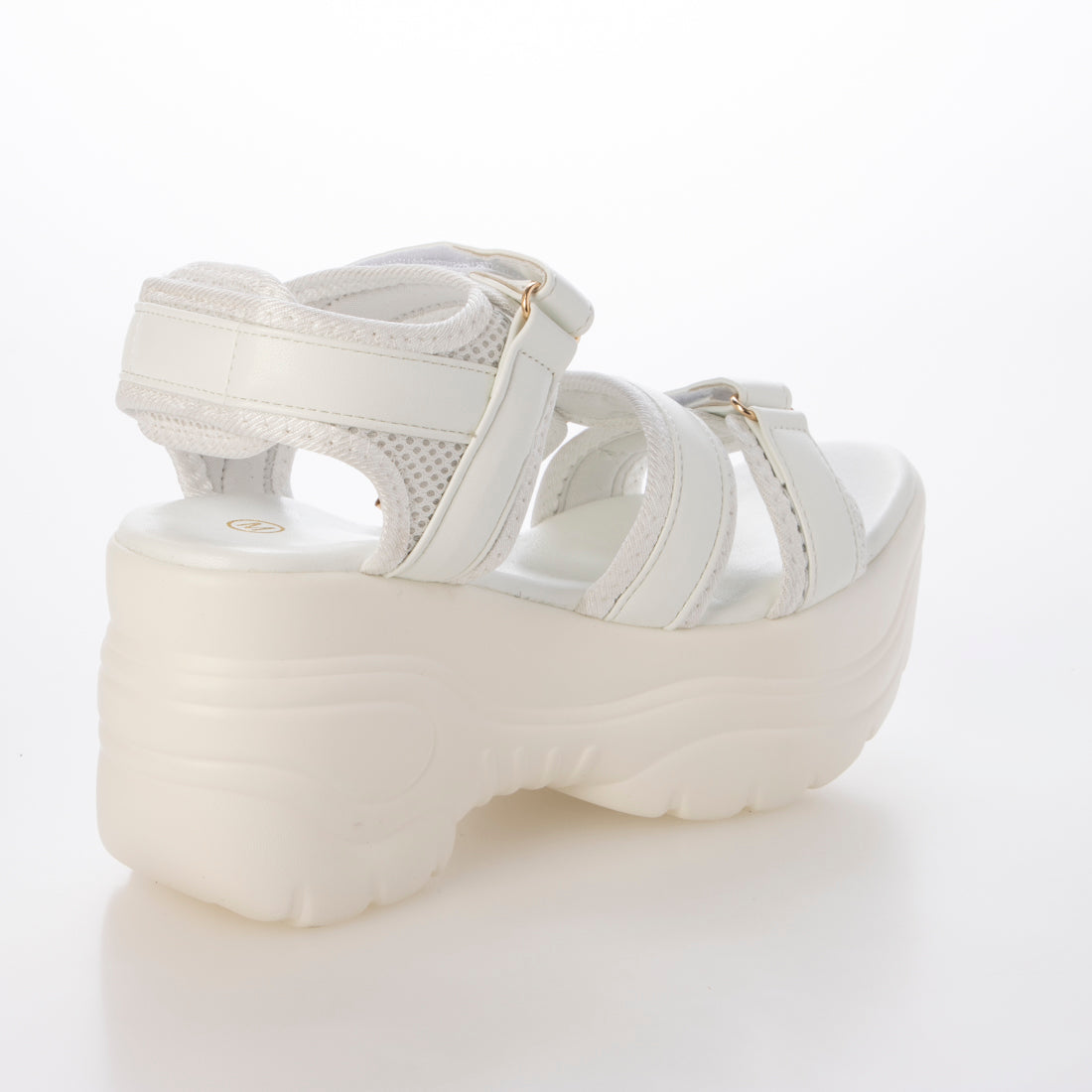 シューズインクローゼット Shoes in Closet -シュークロ- 超軽量厚底 スタイルアップソール  ビジューバックル スポーツサンダル 5989 （ホワイト） ホワイト