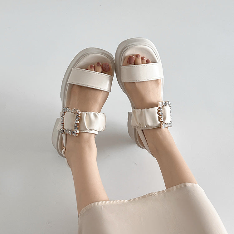 シューズインクローゼット Shoes in Closet -シュークロ- 厚底 ビジューバックル ヒールアップソール サンダル 5923 （ベージュ） ベージュ