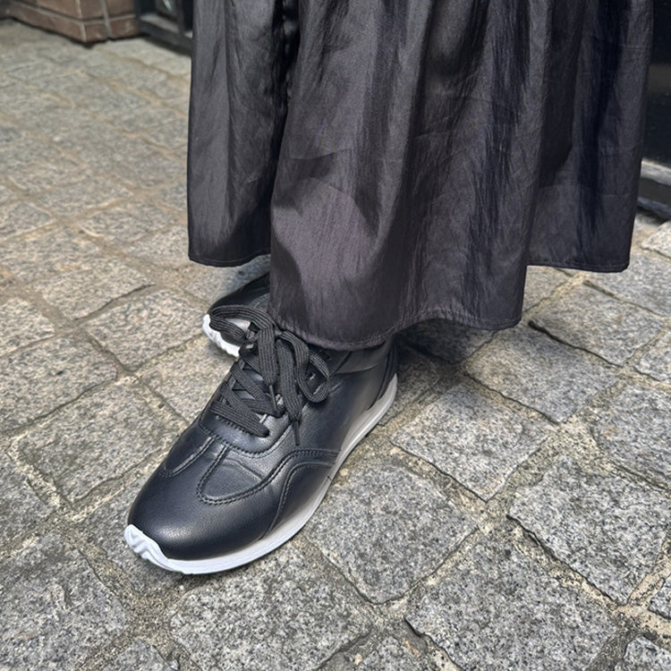 シューズインクローゼット Shoes in Closet -シュークロ- 軽量 フラットソール レースアップスニーカー 995 （ブラック） ブラック