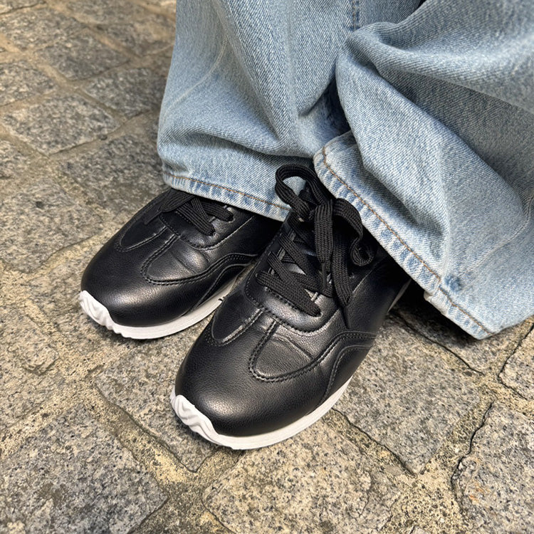 シューズインクローゼット Shoes in Closet -シュークロ- 軽量 フラットソール レースアップスニーカー 995 （ブラック） ブラック