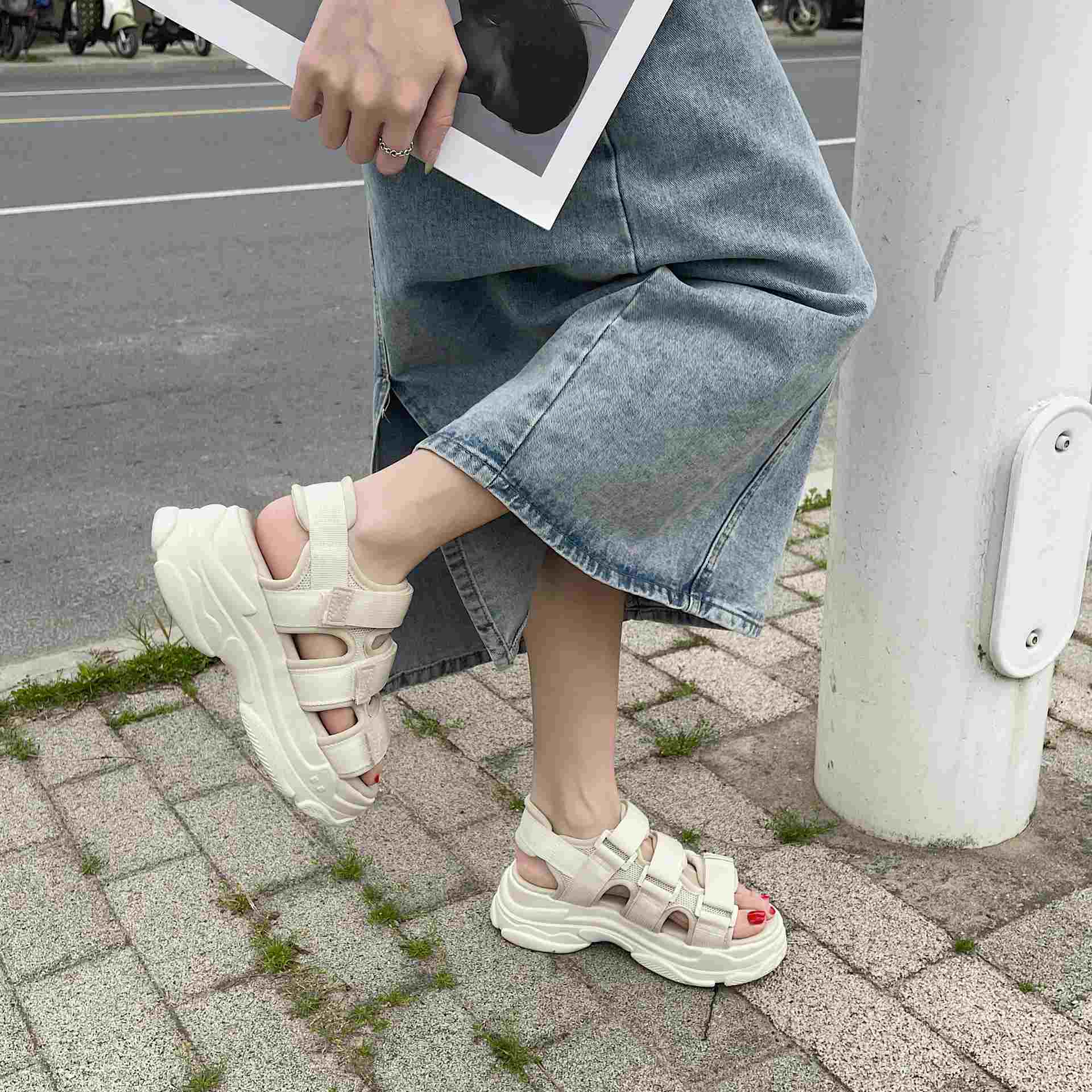 シューズインクローゼット  Shoes in Closet -シュークロ- 軽量厚底 高反発クッションソール ベルクロ スポーツサンダル 7485,アイボリー