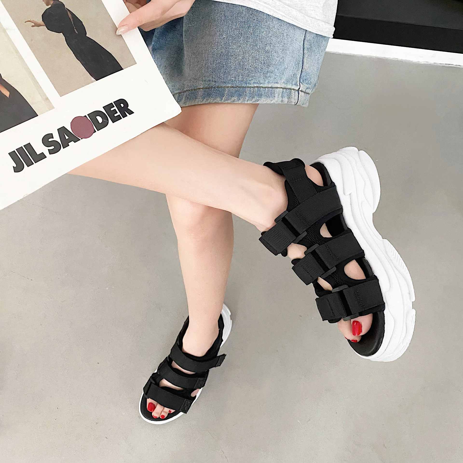 シューズインクローゼット  Shoes in Closet -シュークロ- 軽量厚底 高反発クッションソール ベルクロ スポーツサンダル 7485
