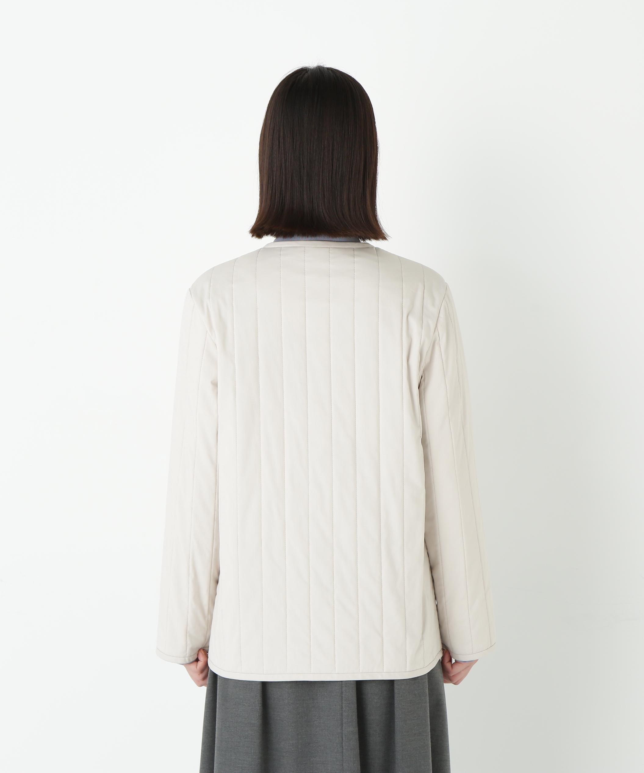 バーティカルキルティングノーカラージャケット ライトベージュ