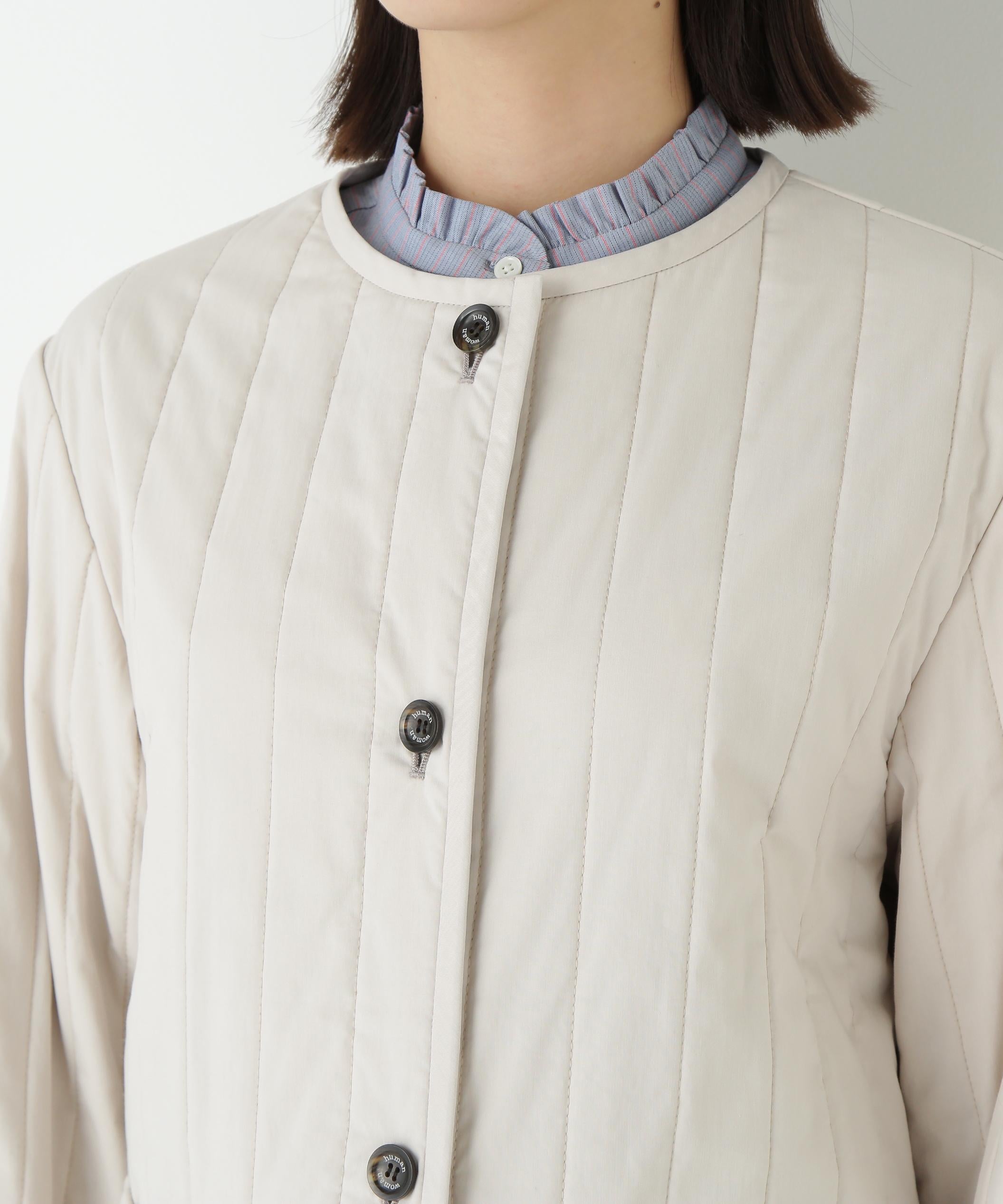 バーティカルキルティングノーカラージャケット ライトベージュ