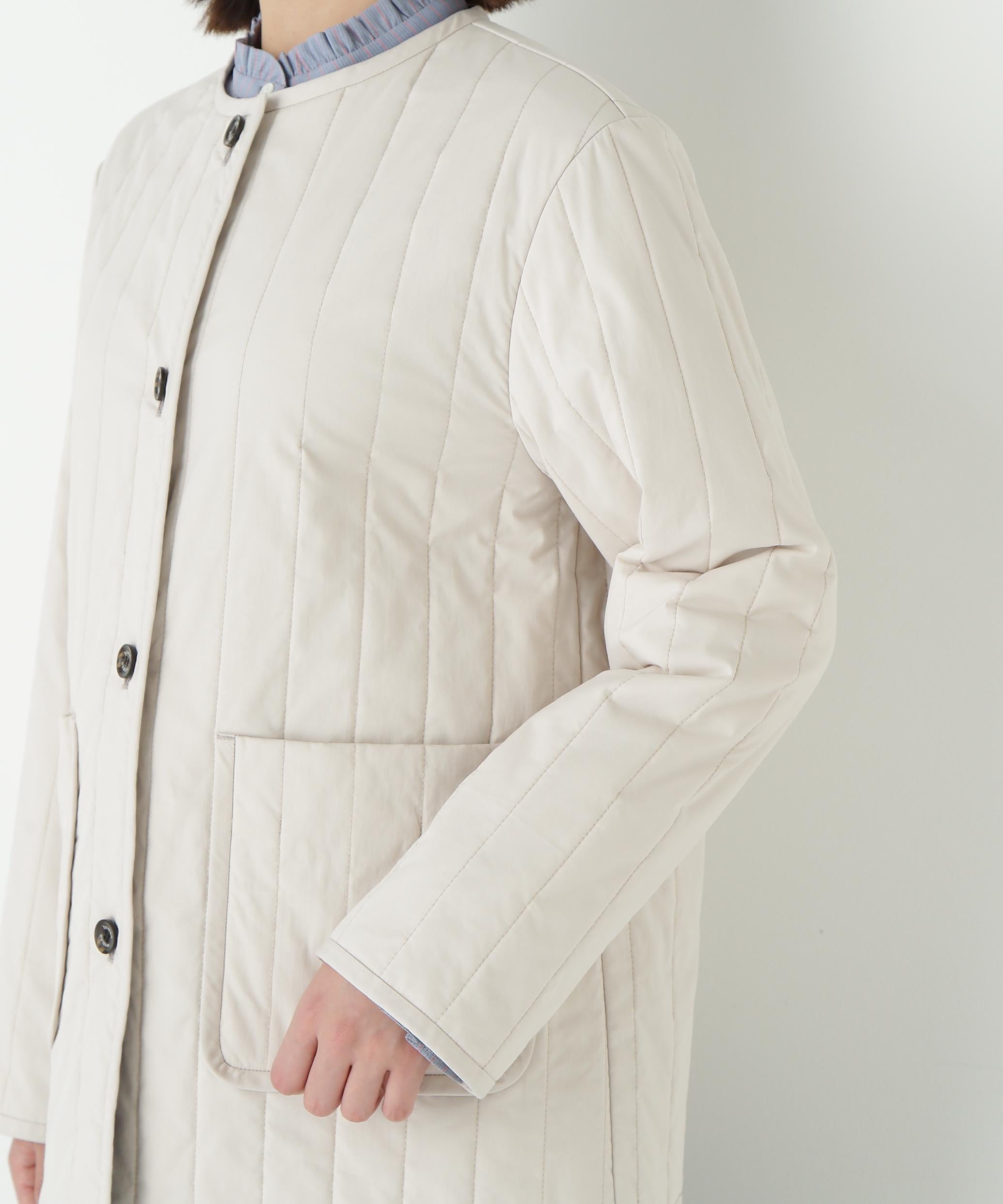 バーティカルキルティングノーカラージャケット ライトベージュ