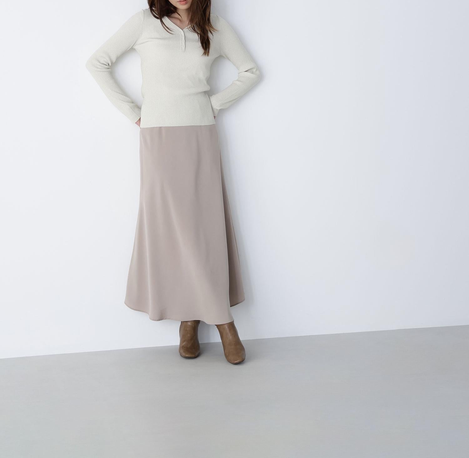 ピーチタッチナロースカート モカベージュ