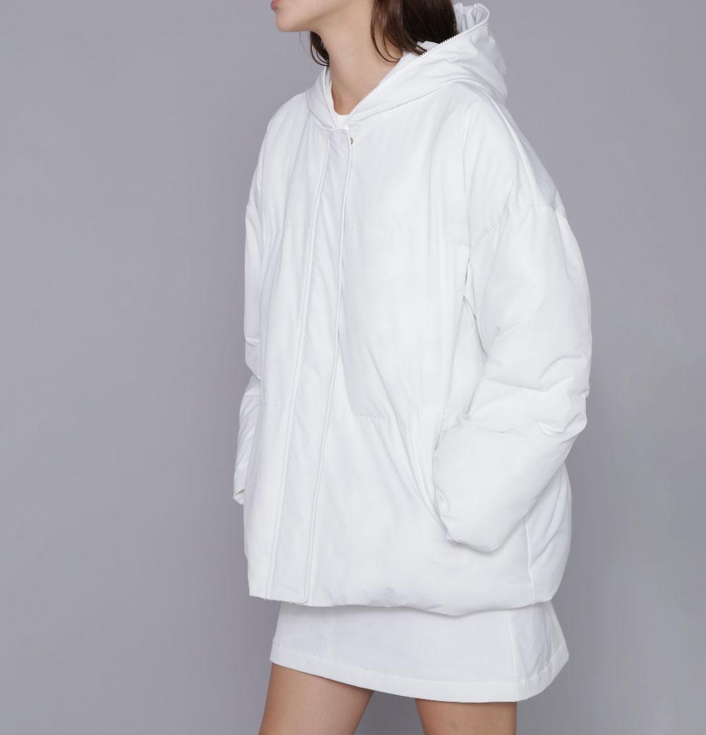 [THE HOLIDAY CLOSET] 中綿フードコート ホワイト