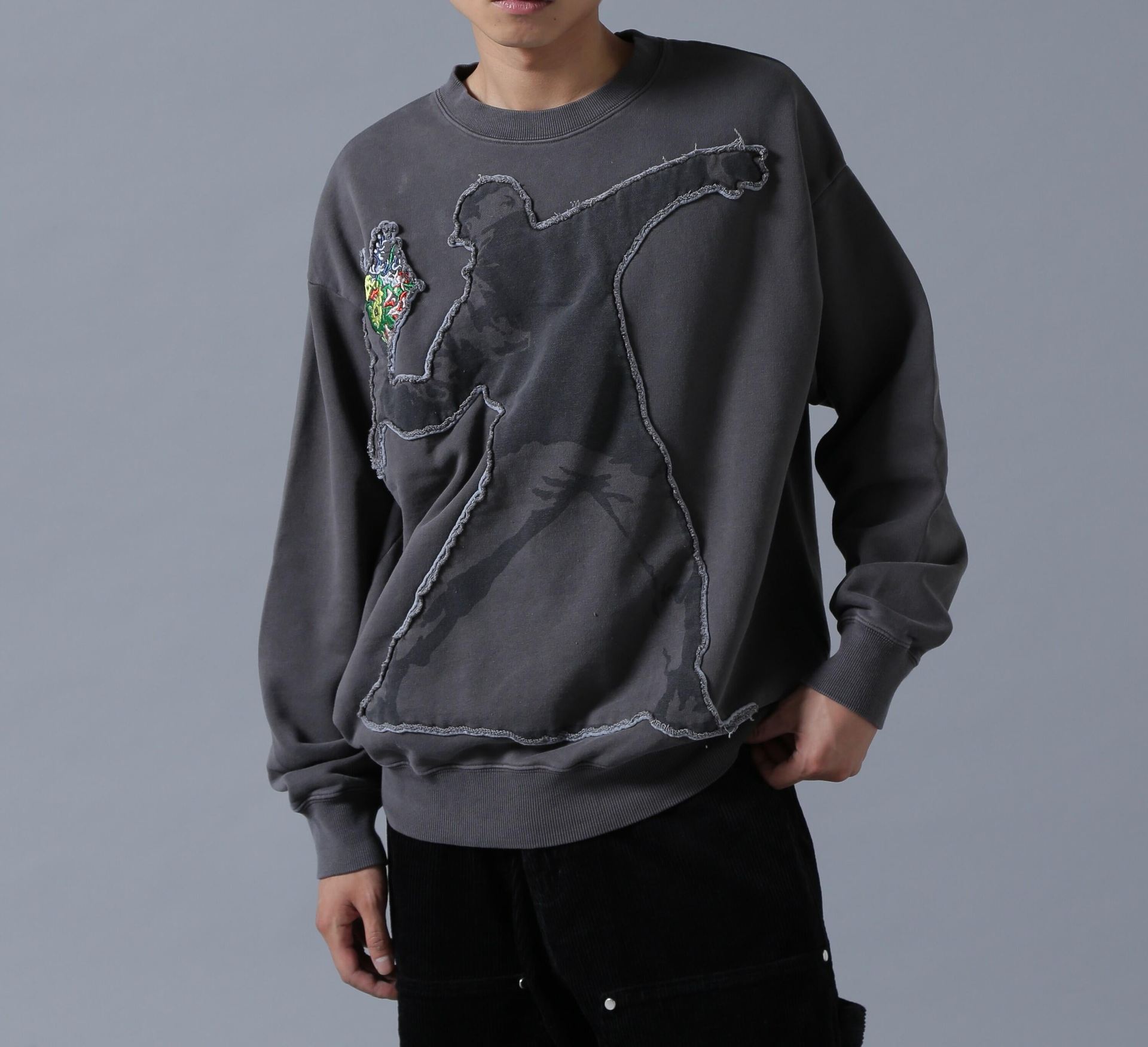 DankeSchon×R>ANDALISED/ダンケシェーン×ブランダライズド/SWEAT C>EWNECK FLOWE> ROMRE> ブラック