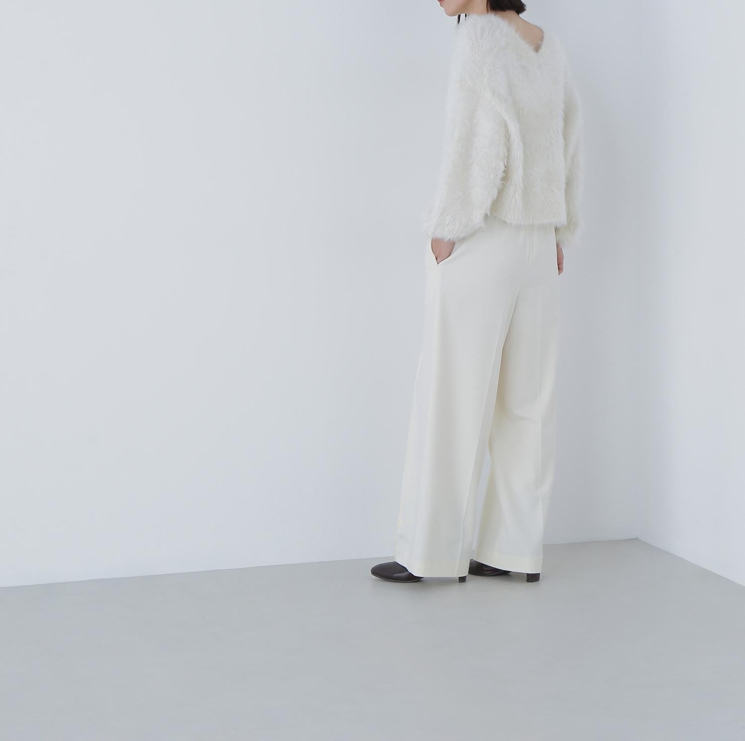 ヘアリーラメニットシリーズ Vネックニット オフ1