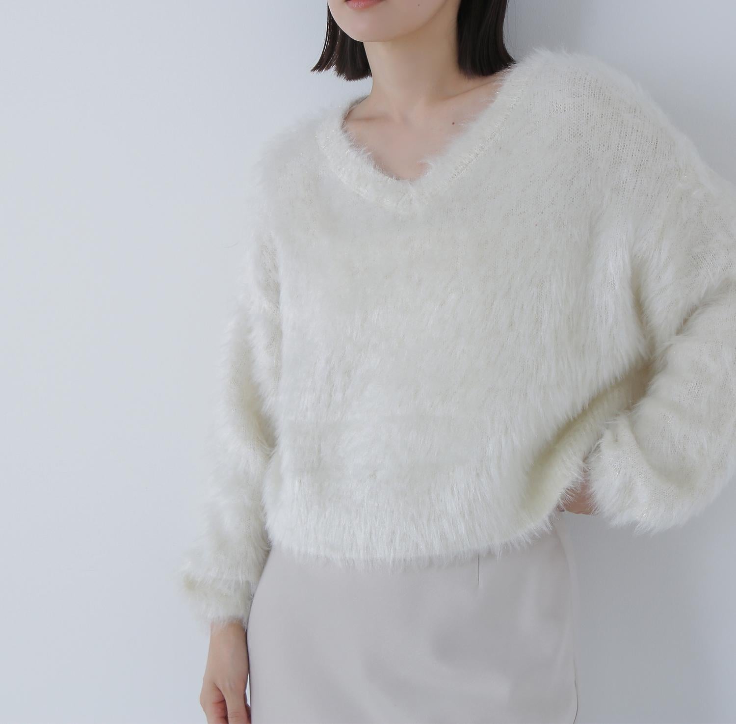 ヘアリーラメニットシリーズ Vネックニット オフ1