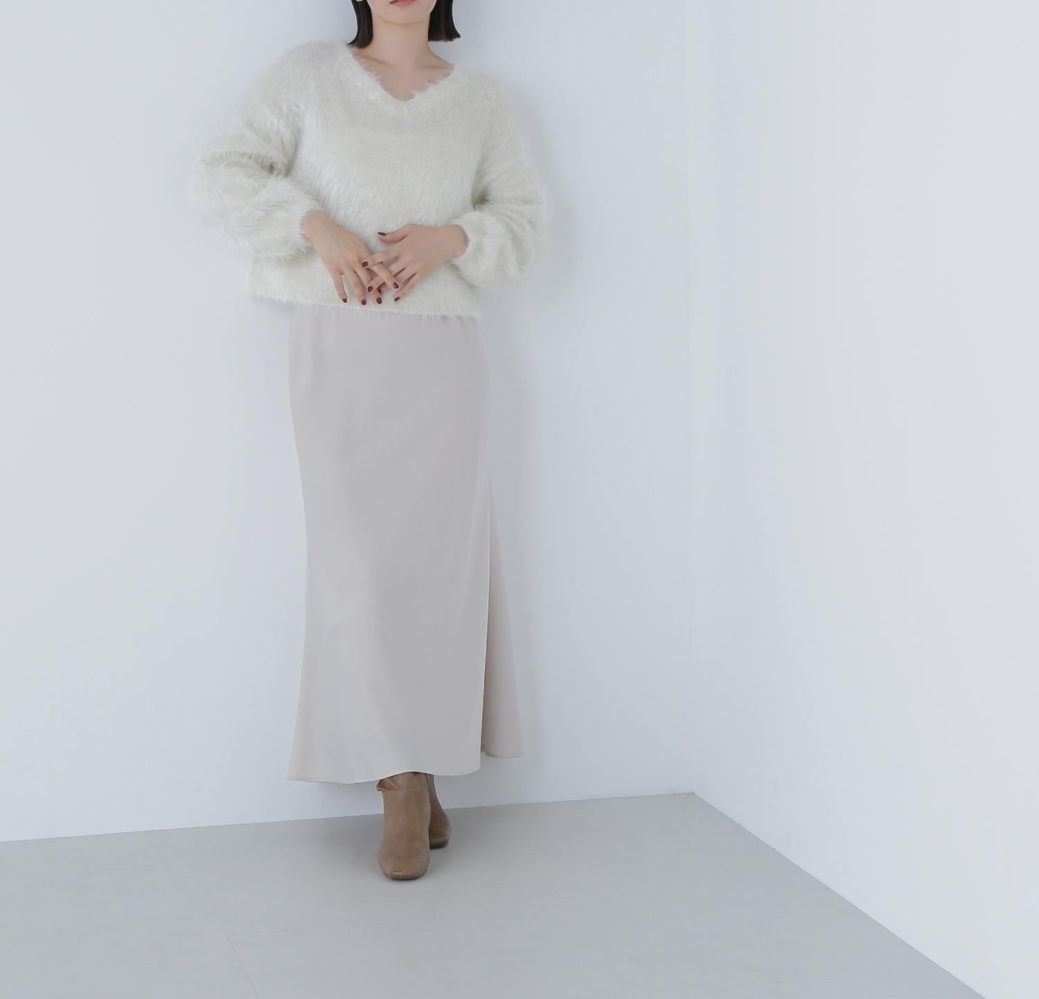 ヘアリーラメニットシリーズ Vネックニット オフ1