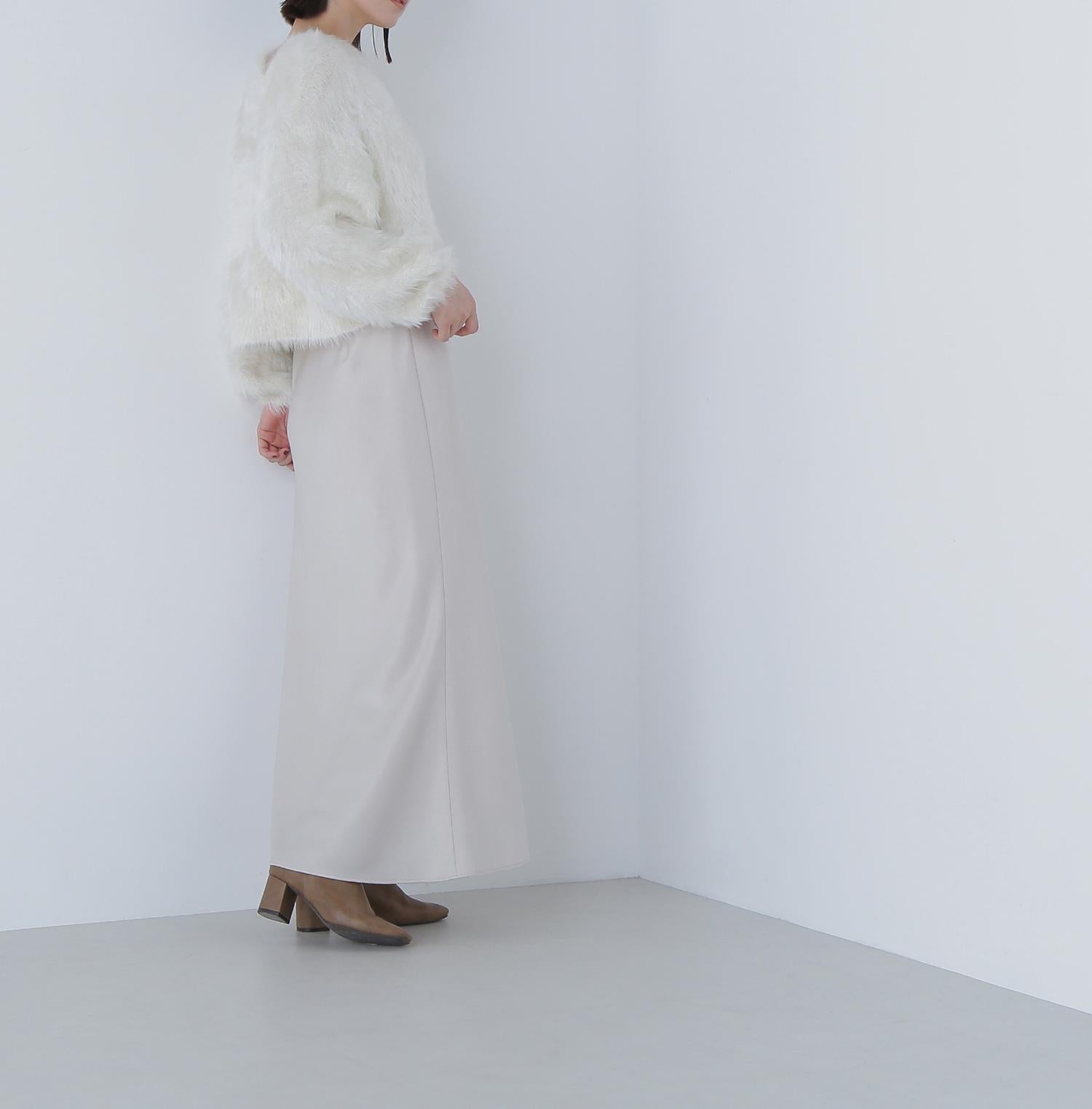 ヘアリーラメニットシリーズ Vネックニット オフ1