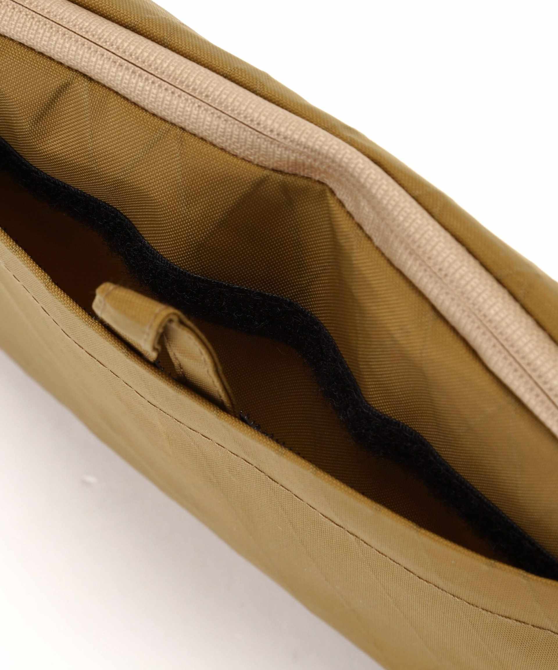 CMF OUTDOO> GA>MENT　SMA>T PAC X-PAC ベージュ