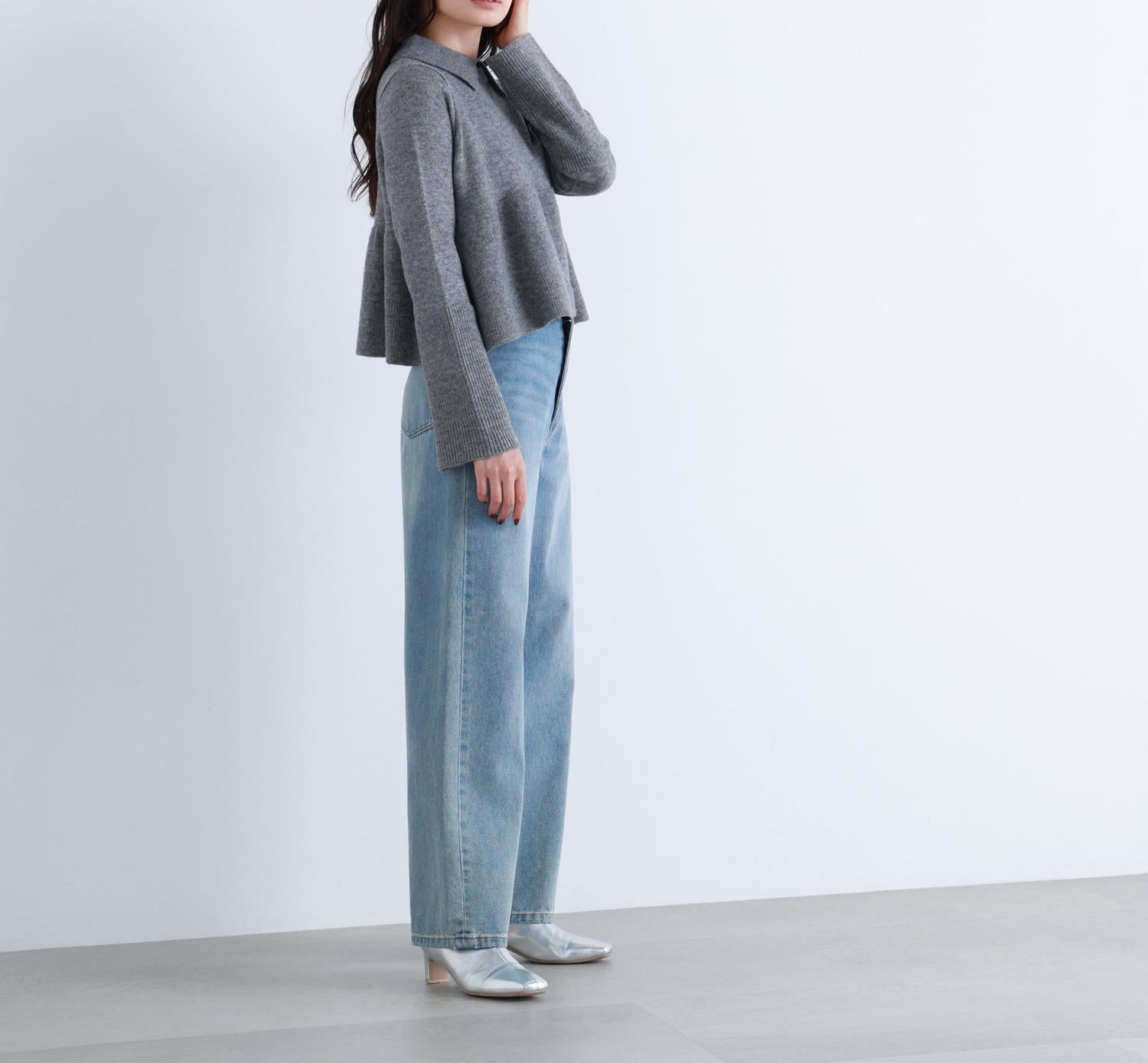 襟付きペプラムニット グレー