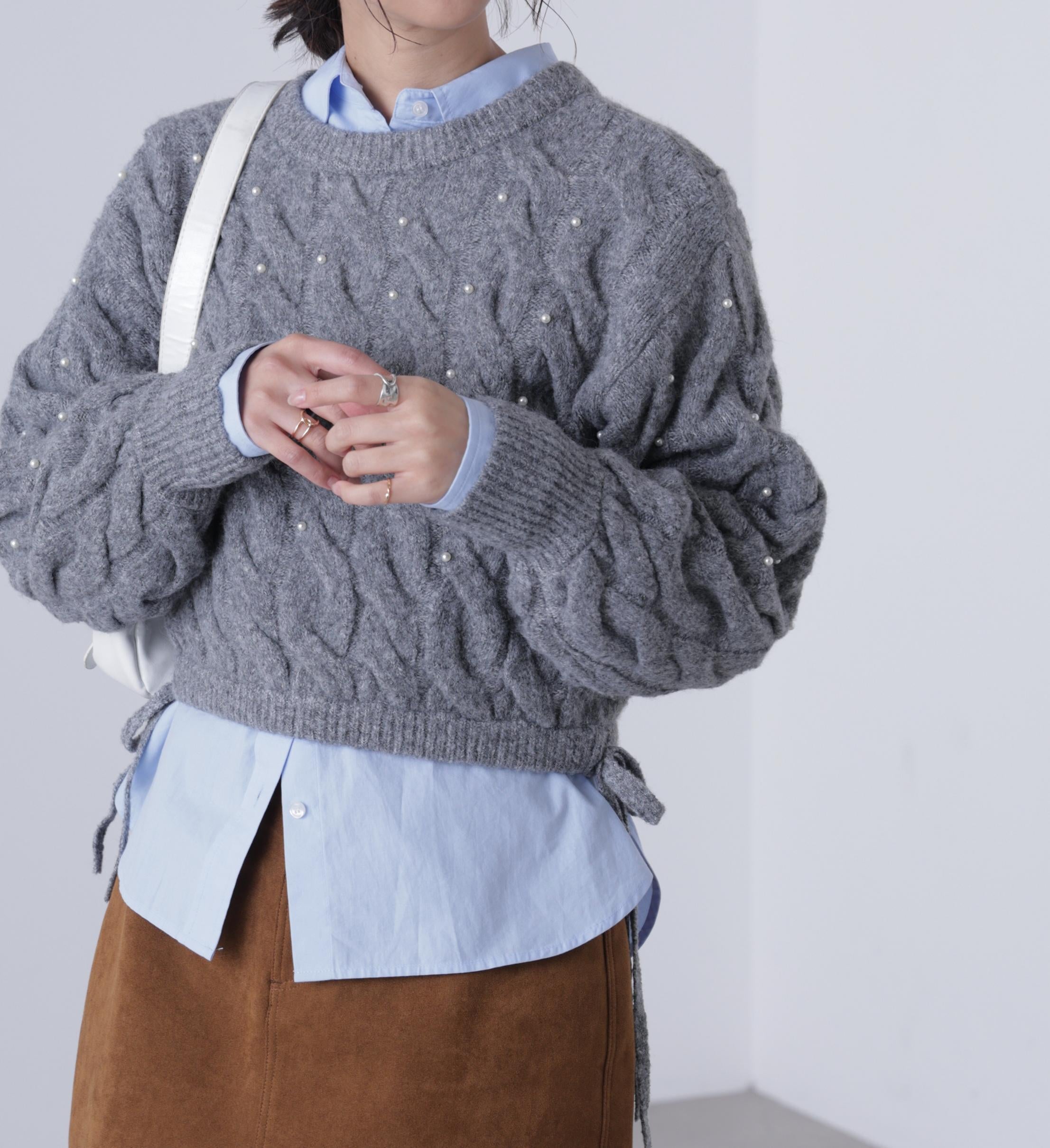 ウエストゴムパールミックスケーブルドロストニット グレー