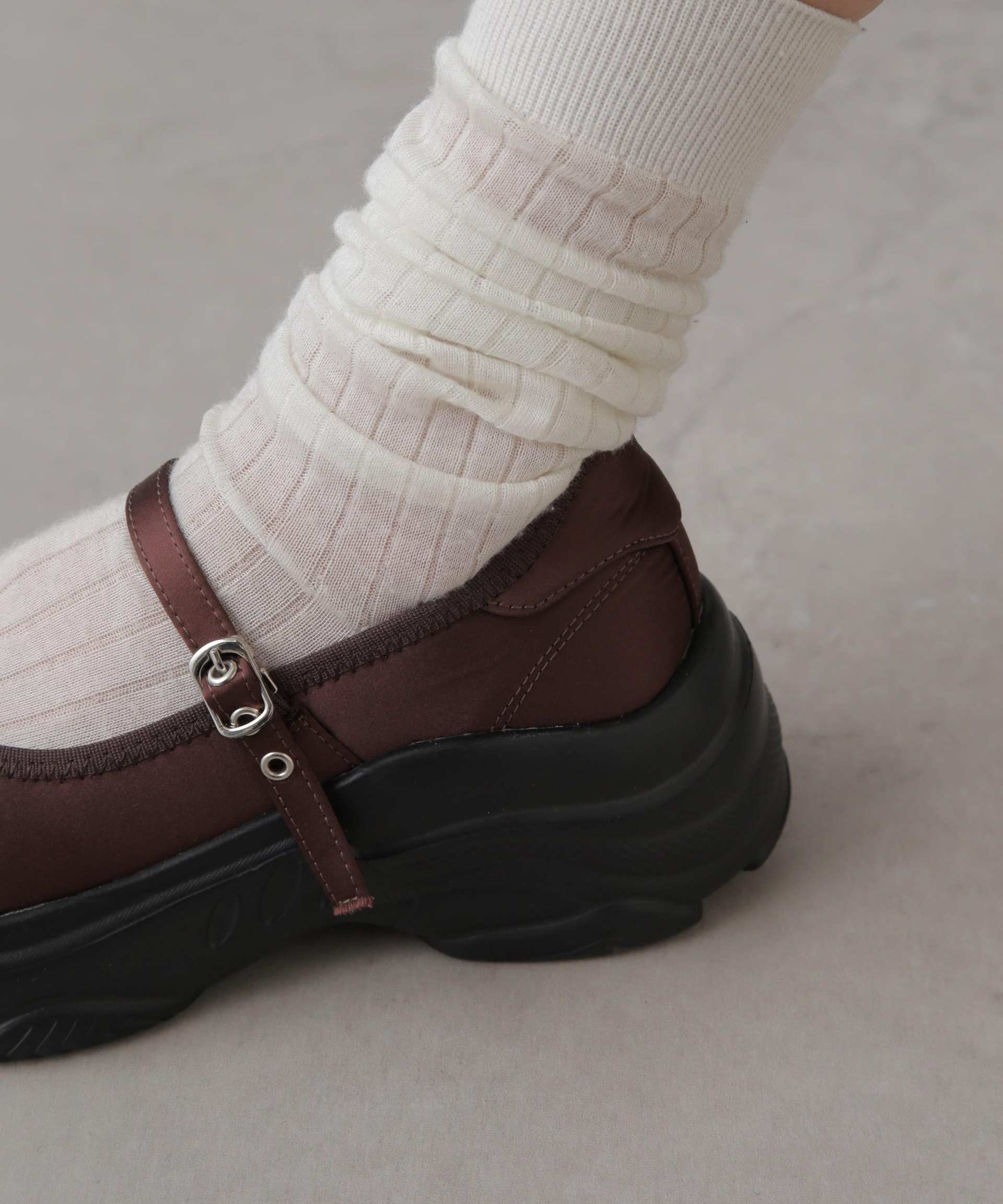 バレエスニーカー ブラウン