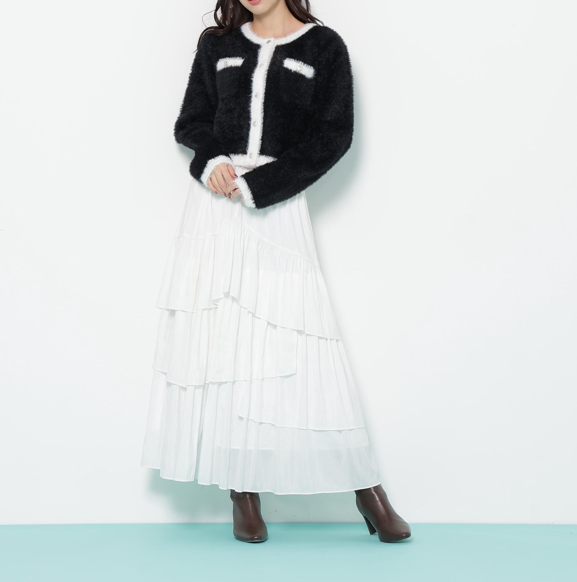 スパンコールフェザーニットジャケット ブラック×ホワイト1