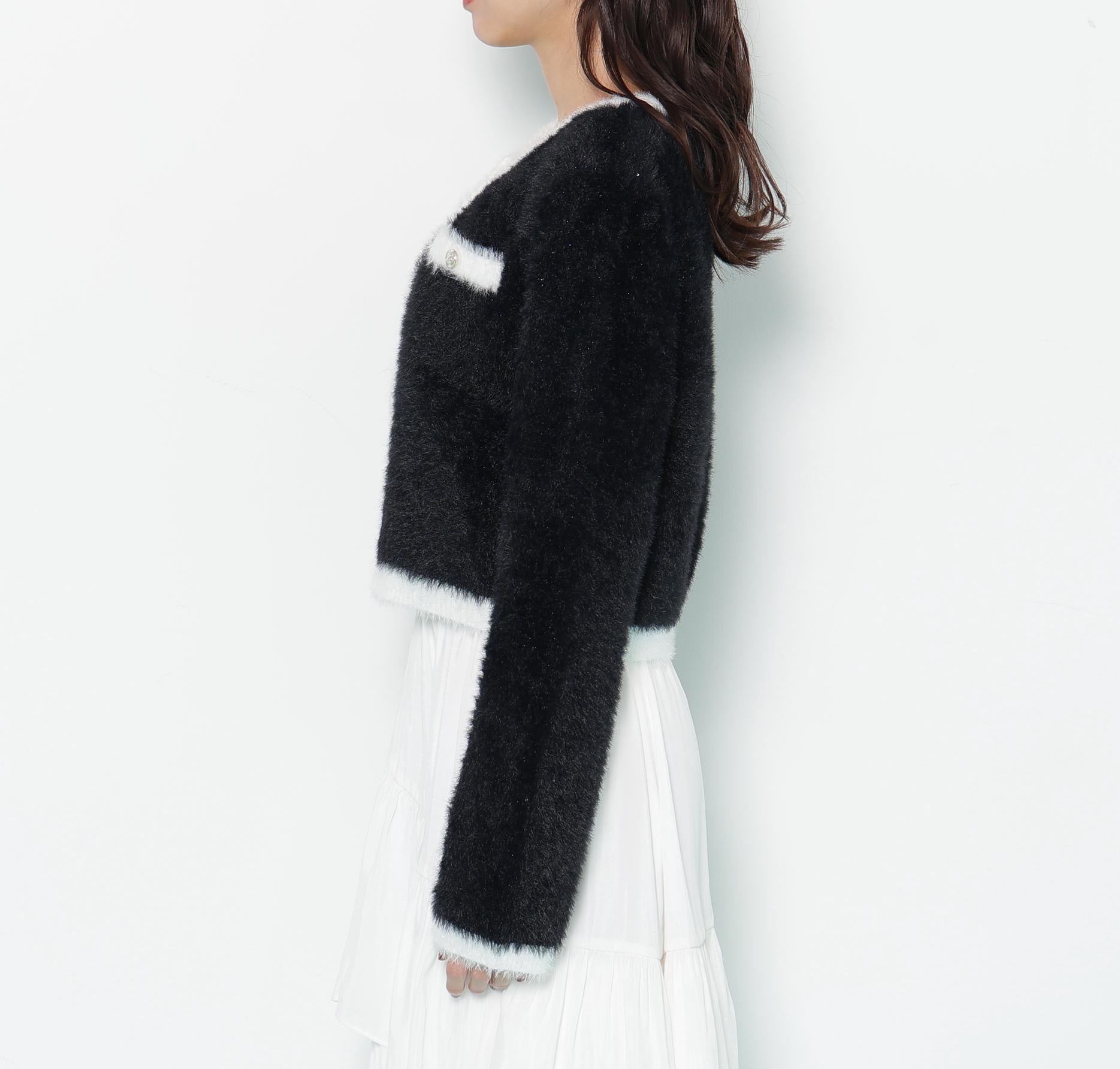 スパンコールフェザーニットジャケット ブラック×ホワイト1