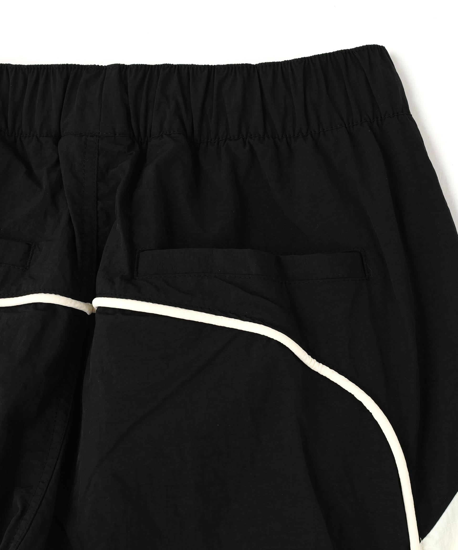 NOT4NE>D/ノットフォーナード/COLOU> RLOCK NYLON PANTS ブラック