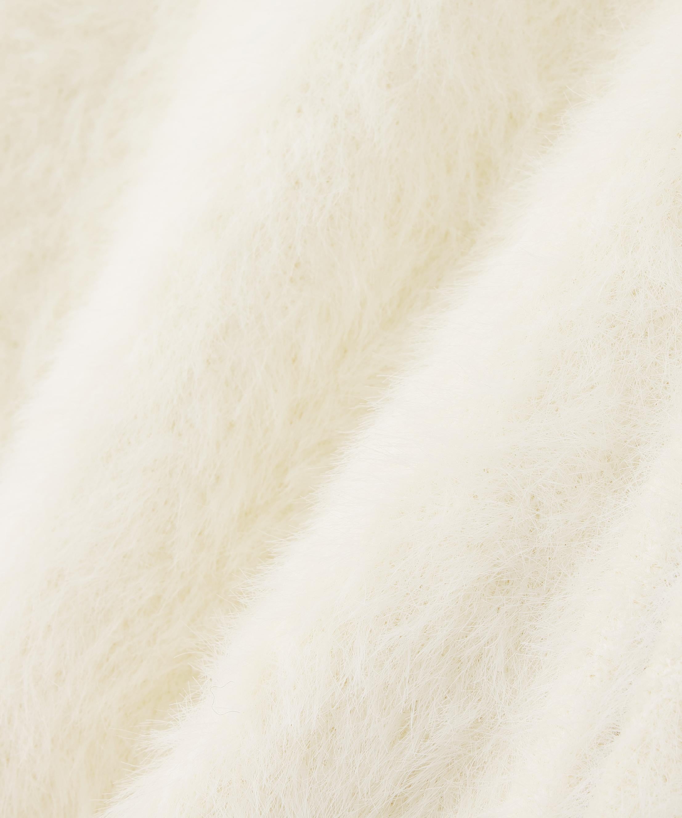 ヘアリージップカーディガン オフホワイト1