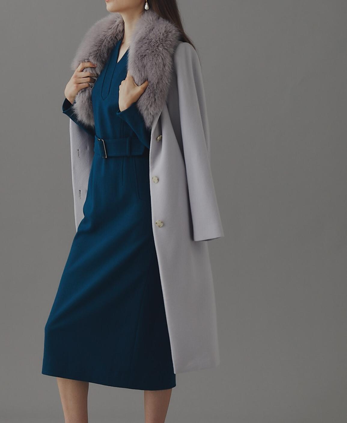 カシミヤ混ベルテッドコート グレー