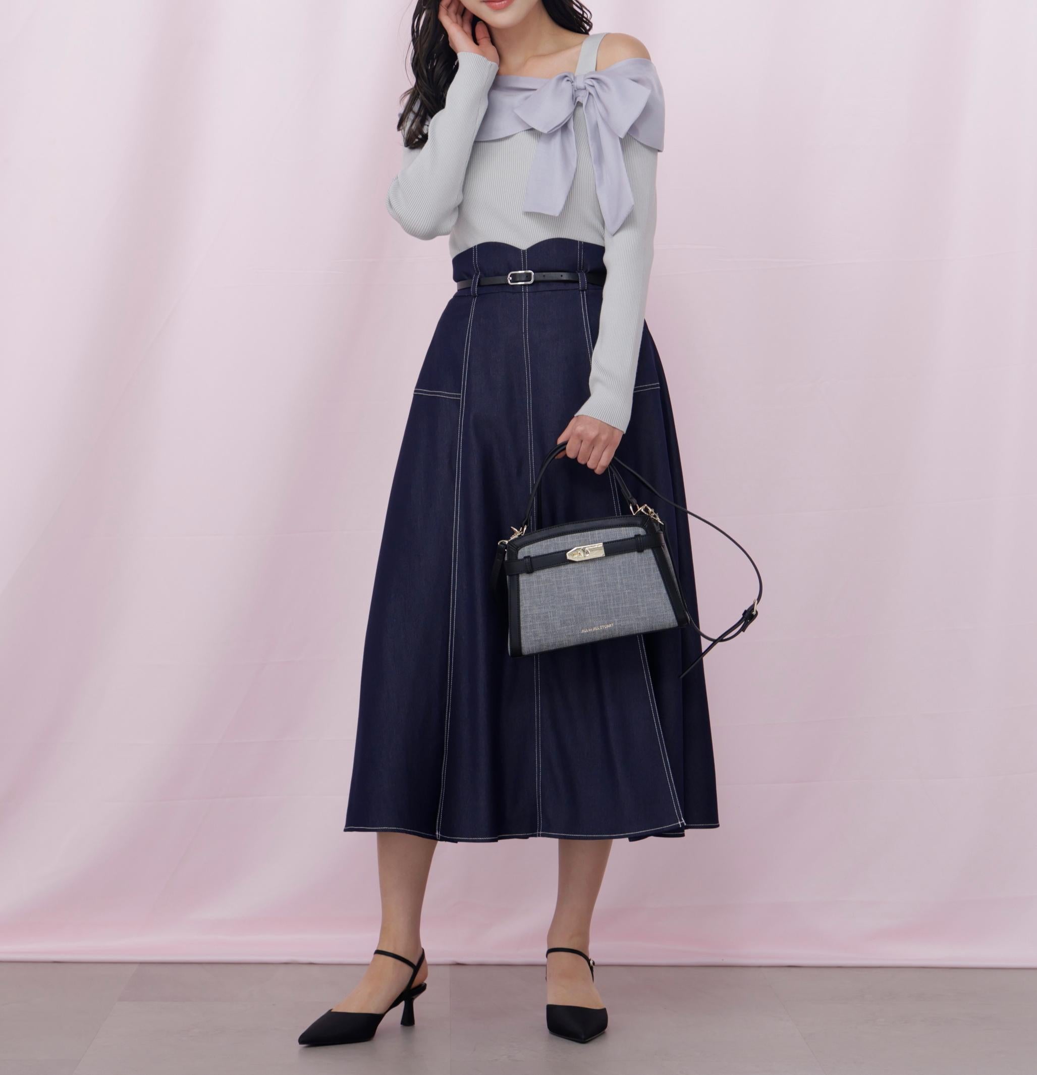 ベルト付き配色ステッチフレアスカート ネイビー