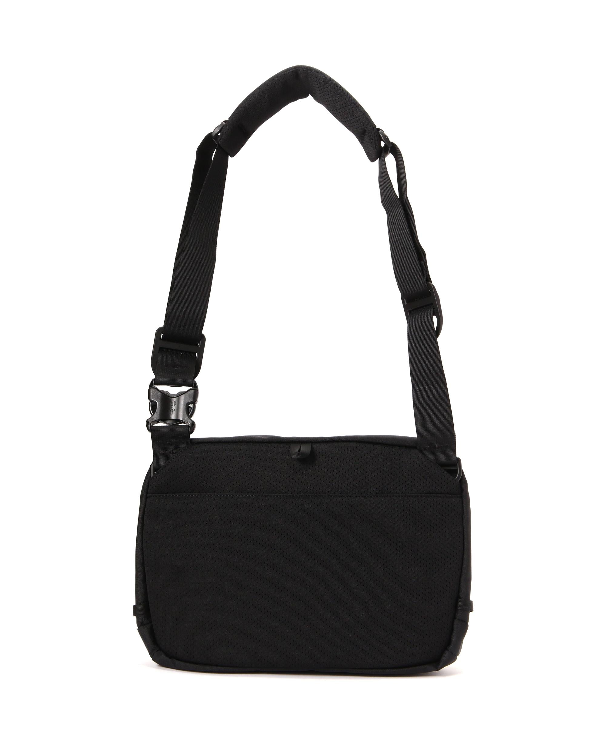 MYSTE>Y >ANCH/ミステリーランチ/DIST>ICT 8/ディストリクト 8 ブラック