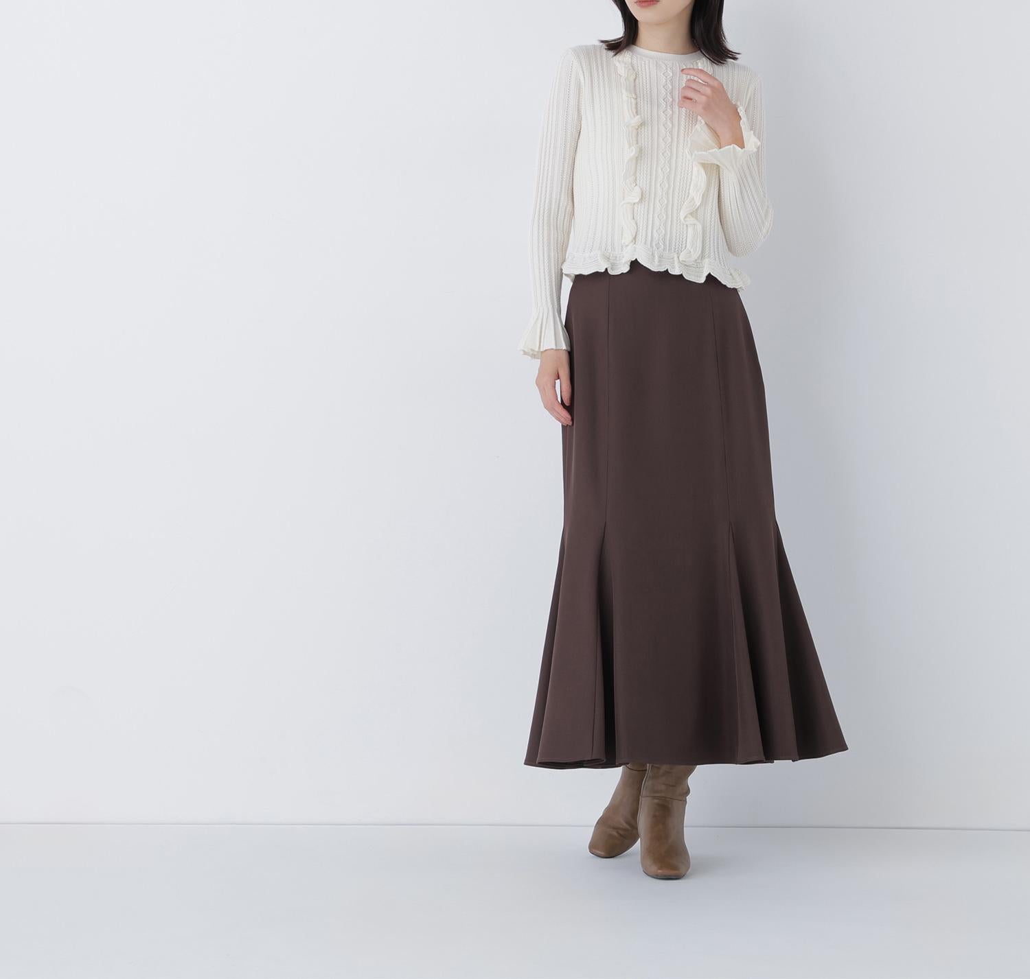 ミニケーブルフリルニット オフホワイト1