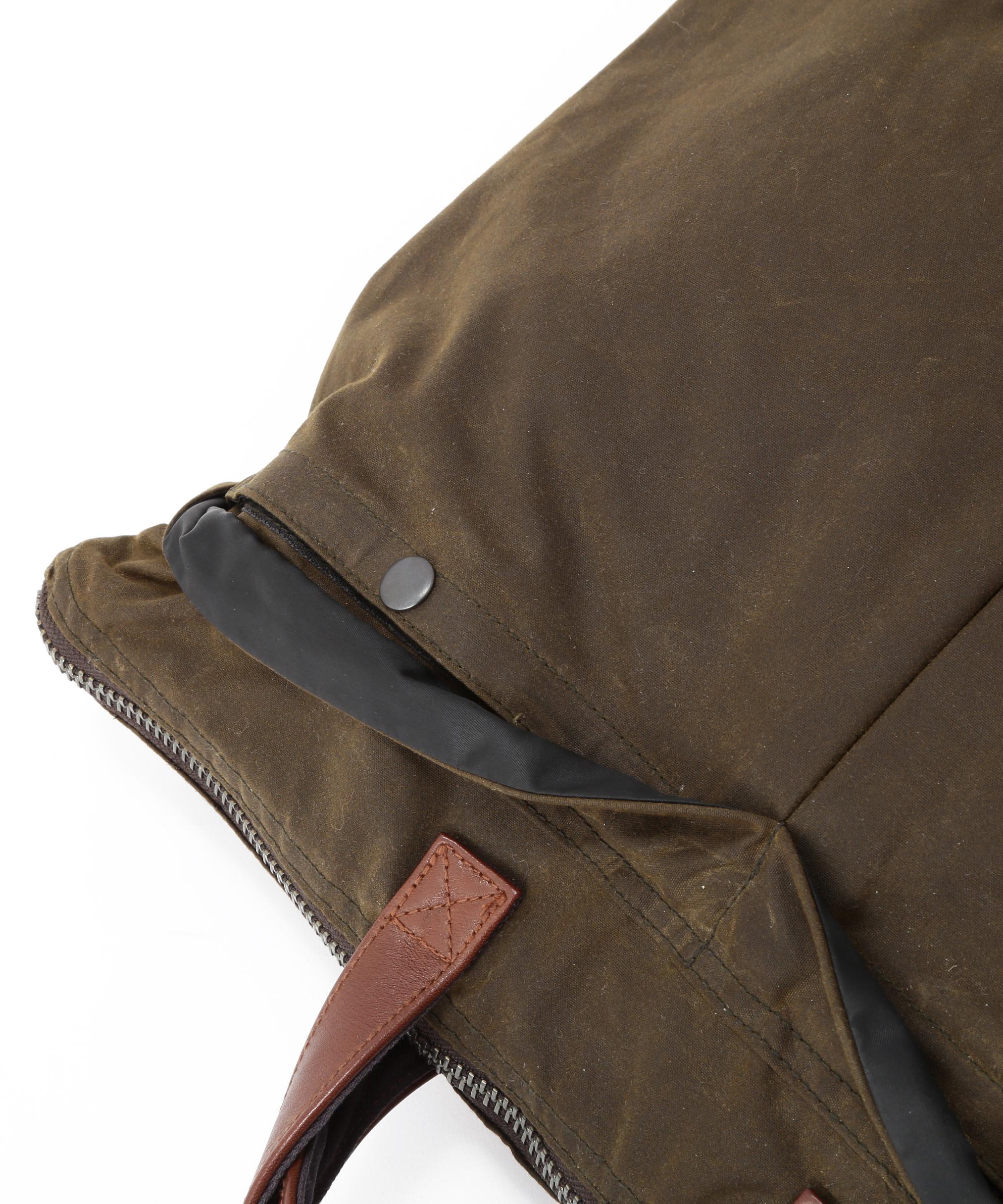 MILITA>Y FAR>IC OILED CLOTH HELMET RAG オリーブ