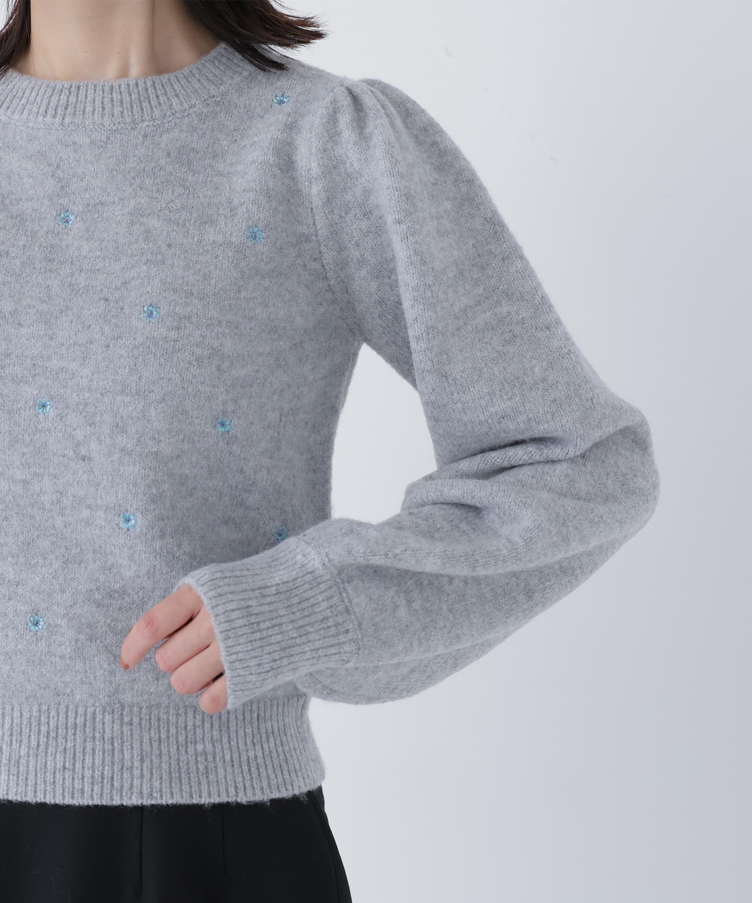 フラワー刺繍ニット グレー