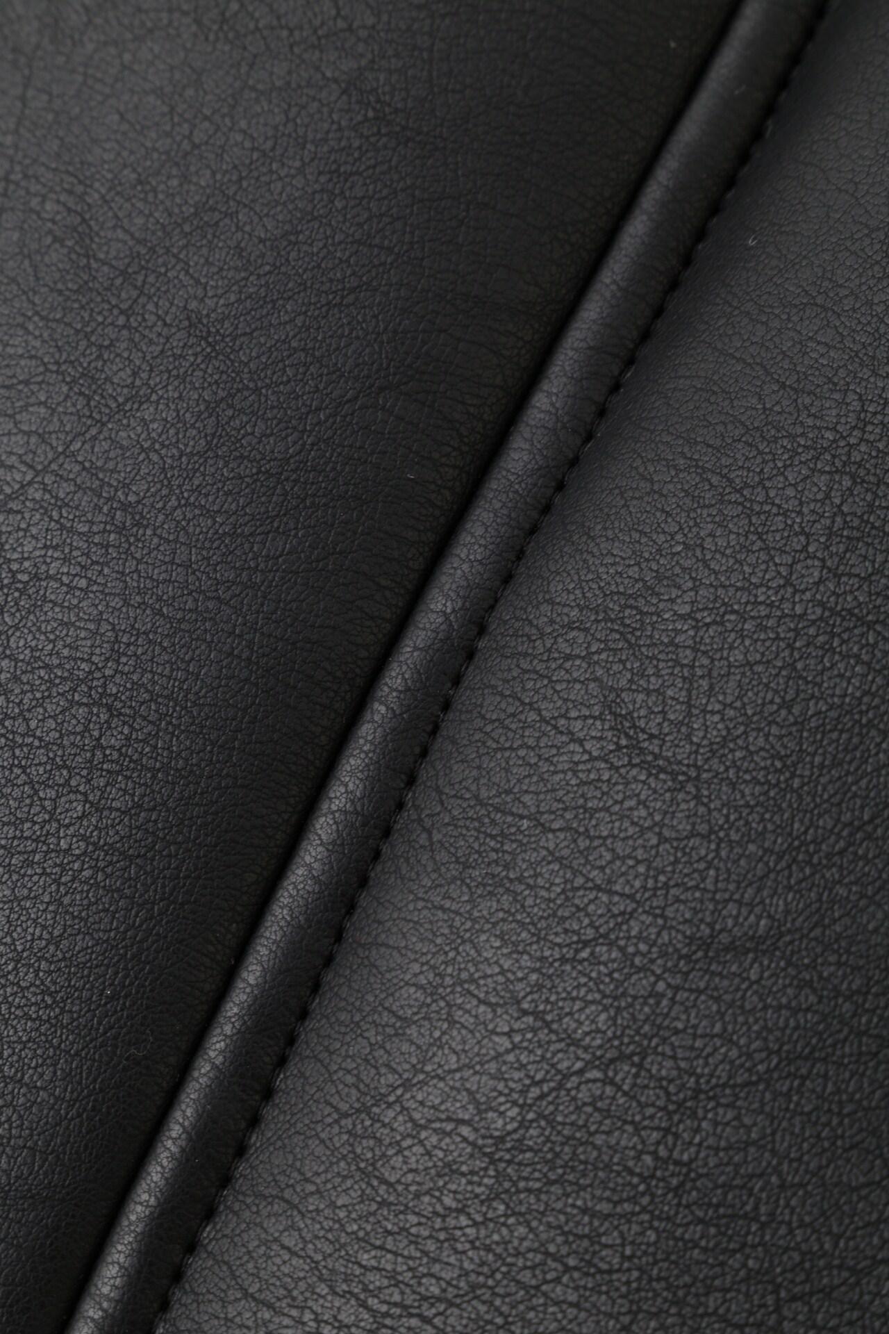 フォームートンライダースベスト ブラック