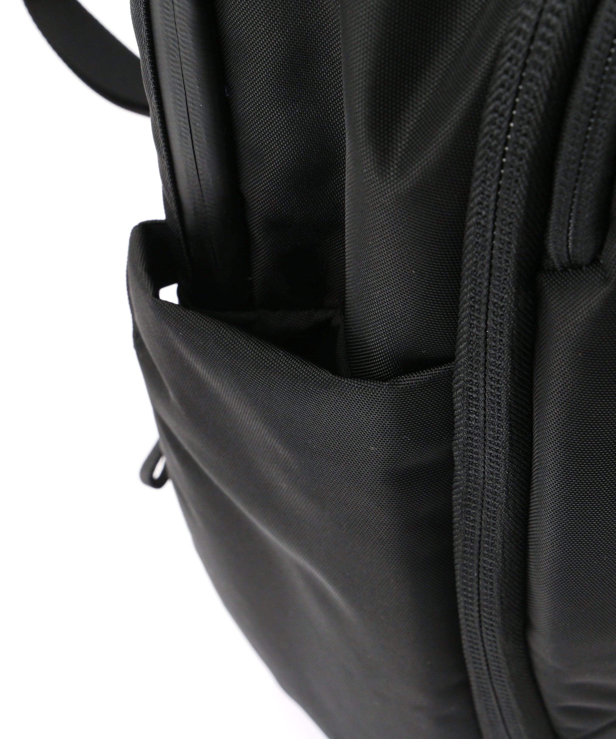 Ae（エアー）Po Pack 20L AE>-61001 ブラック