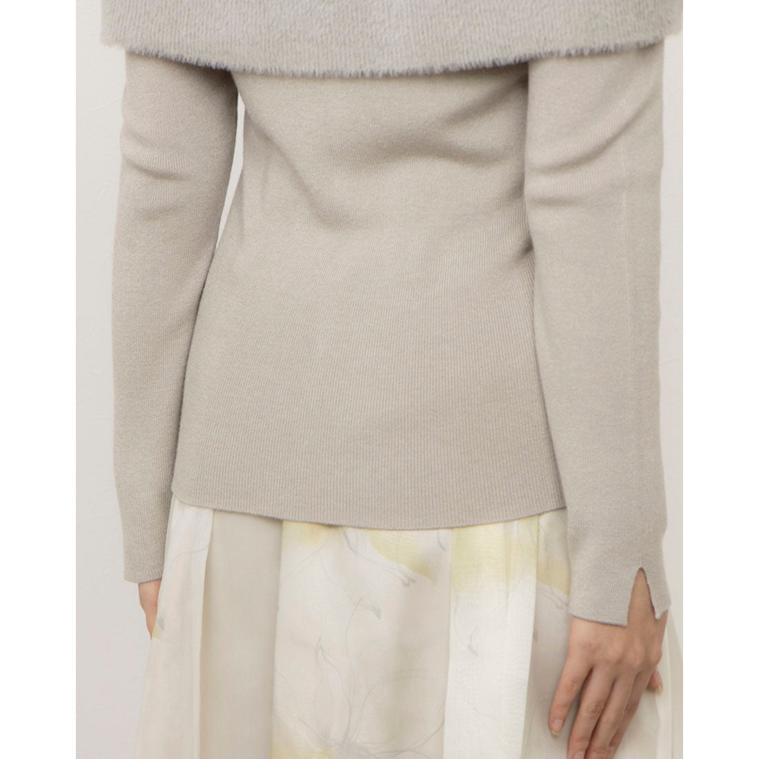 トゥエルブアジェンダ 12Twelve Agenda 前後2wayシャギーオフショルニット （グレージュ） グレージュ