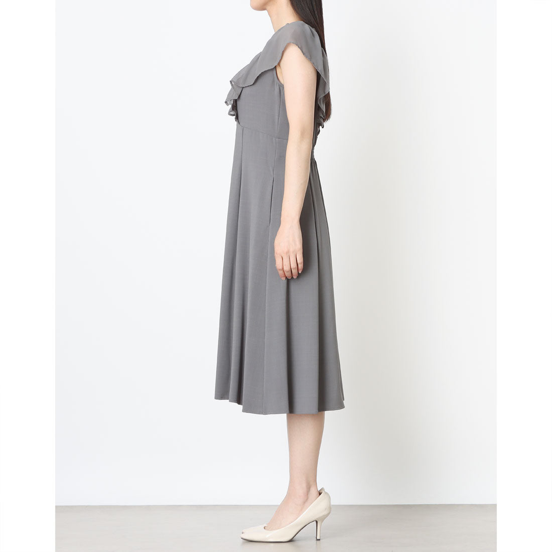 トゥエルブアジェンダ 12Twelve Agenda フリルドッキングワンピース （グレー） グレー