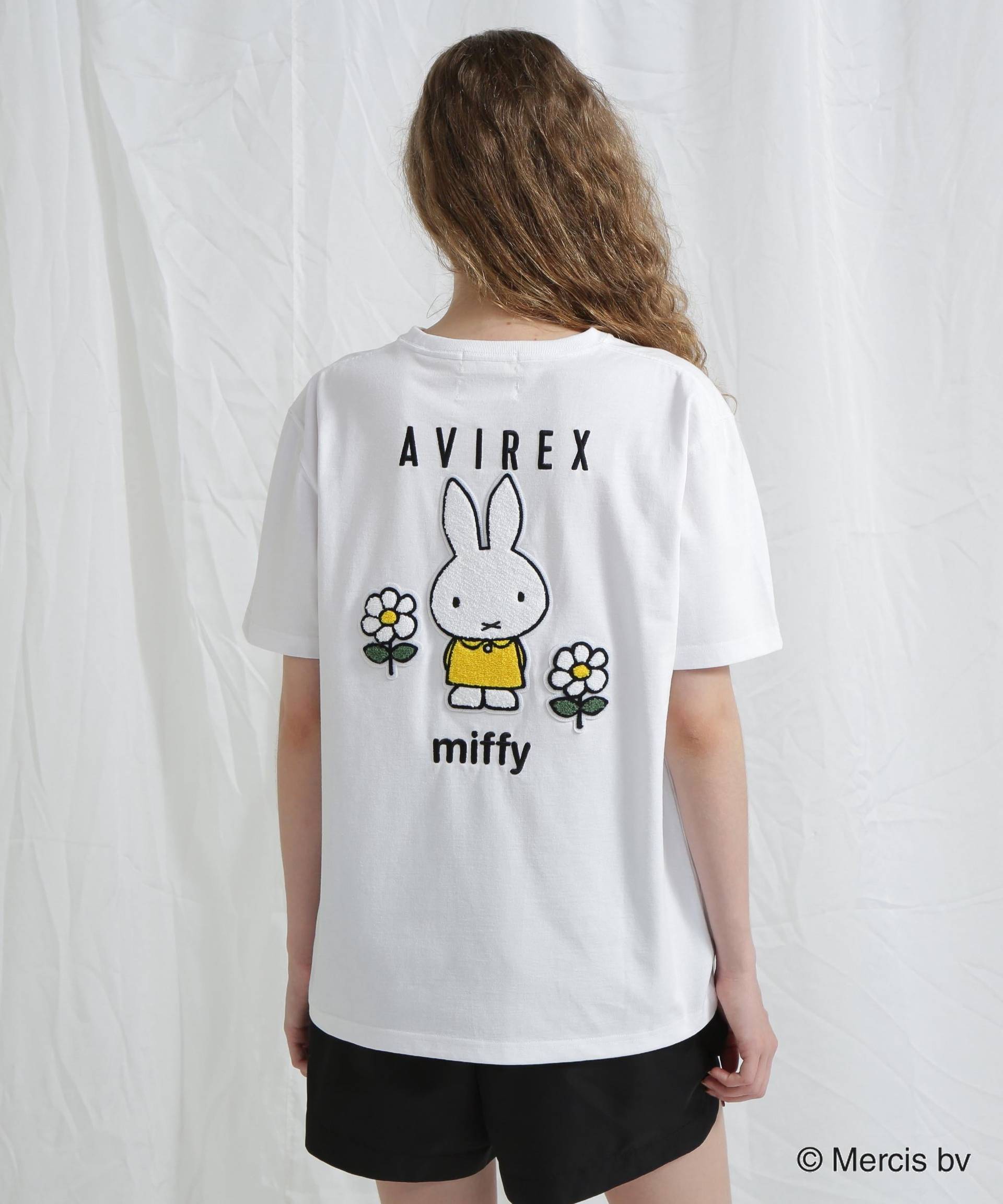 《AVI>EX×miffy》WER限定 EMR>OIDE>Y T-SHI>T/アヴィレックス×ミッフィー 刺繍Tシャツ ホワイト