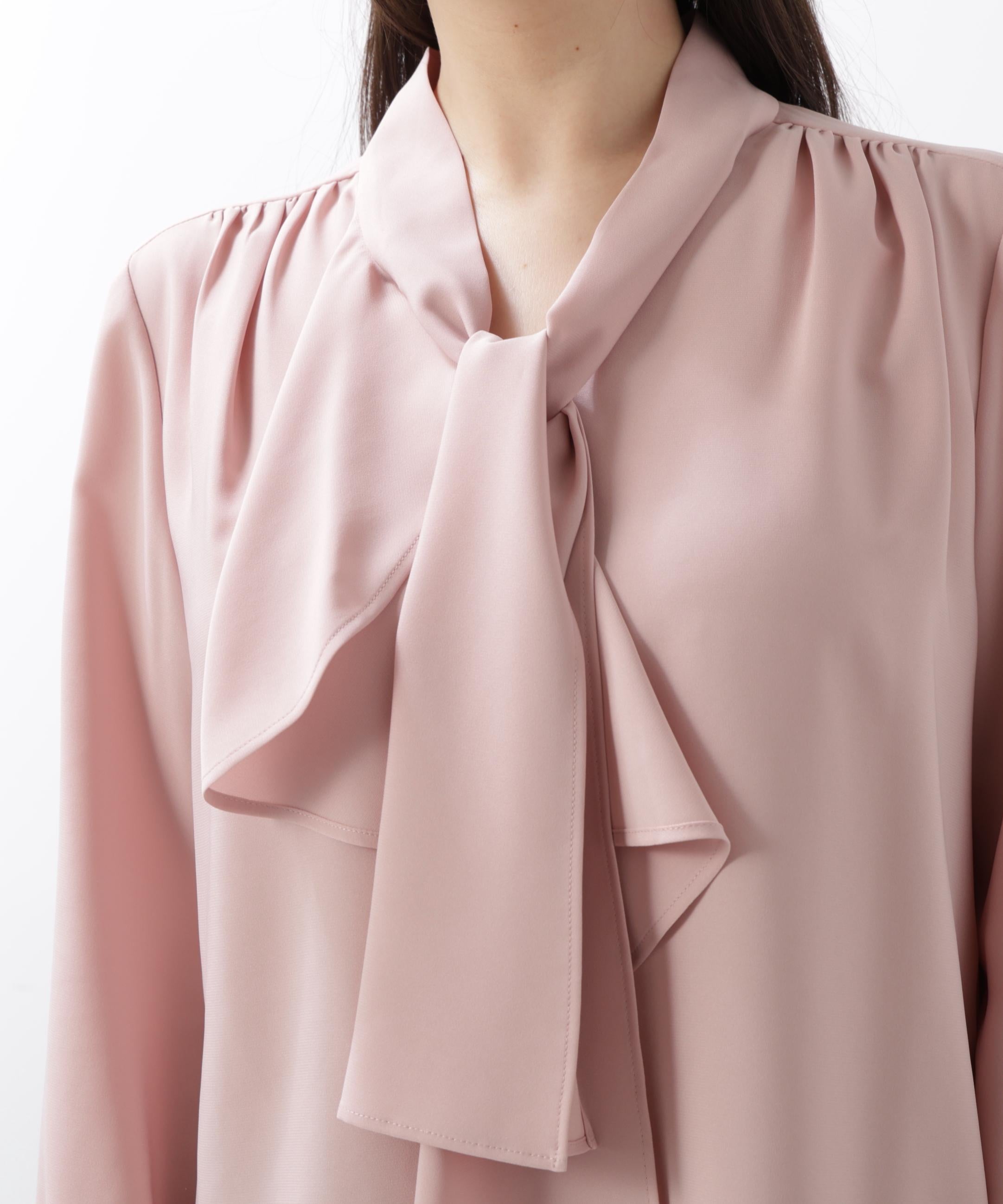 ［WEB/店舗限定カラー］ラッフルアクセントボウタイブラウス ピンク