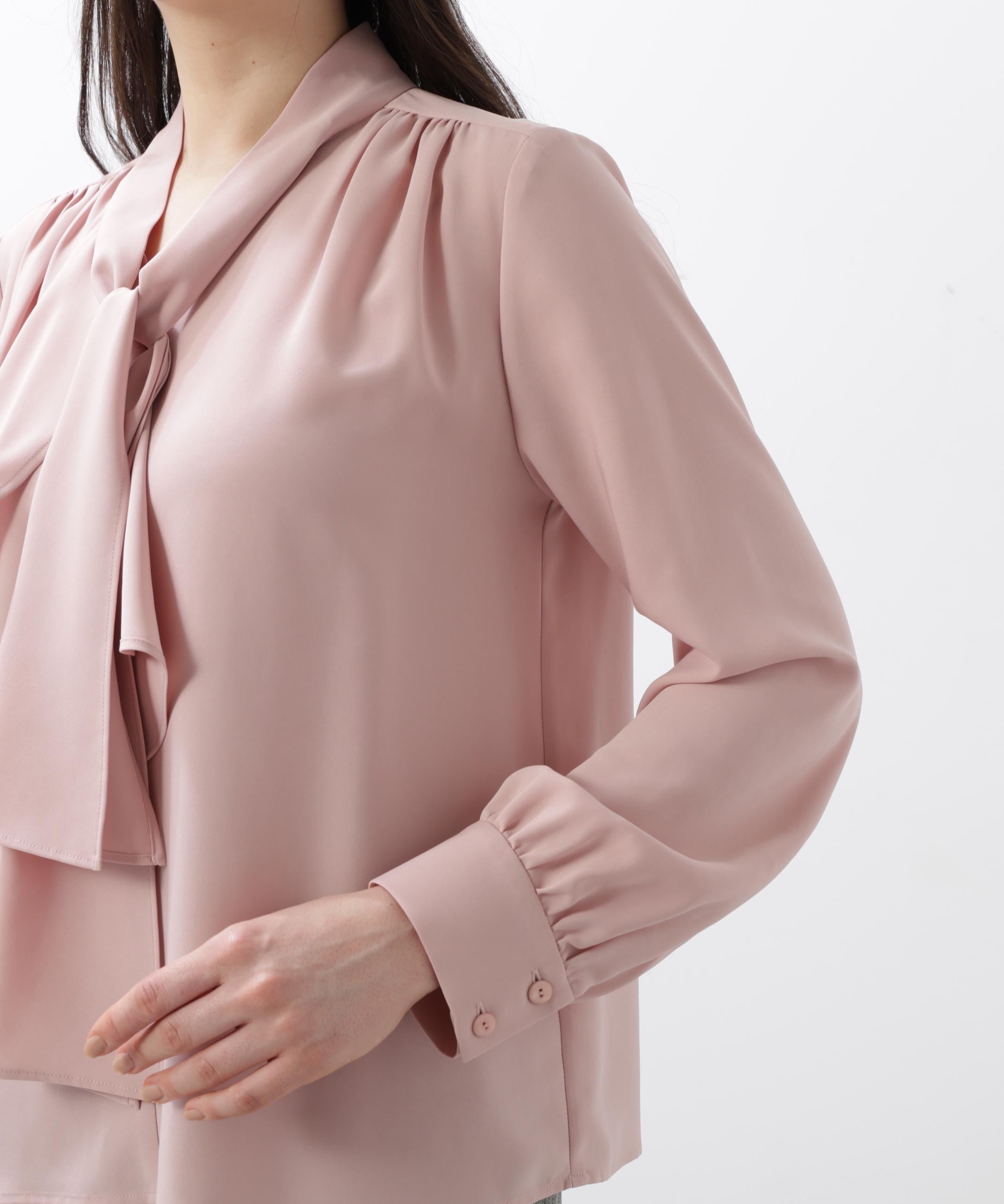 ［WEB/店舗限定カラー］ラッフルアクセントボウタイブラウス ピンク